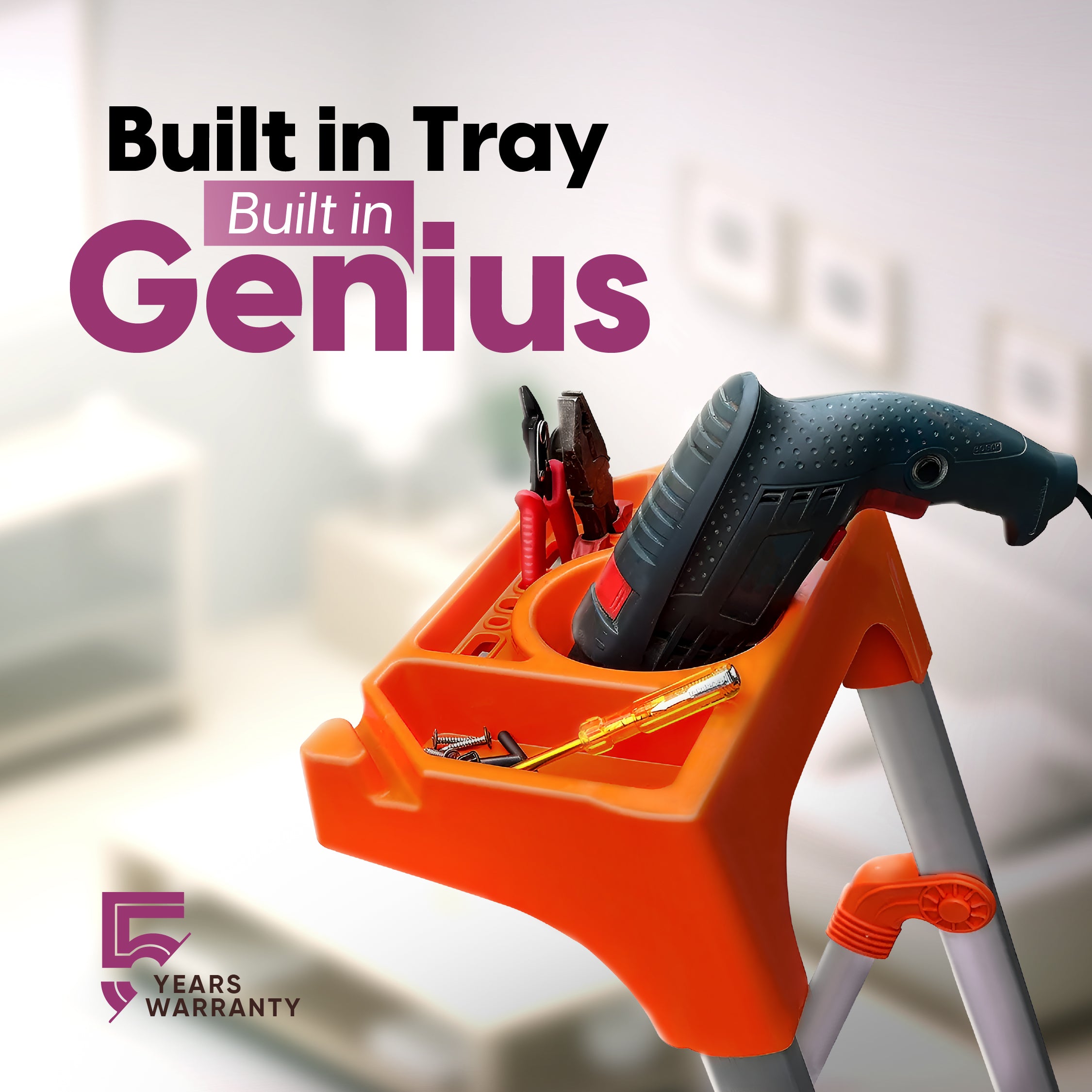 8 Step Aluminum Ladder with tray for keeping items